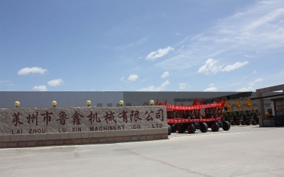 哈爾濱市政府定點(diǎn)采購(gòu)裝載掃雪機(jī)25臺(tái)